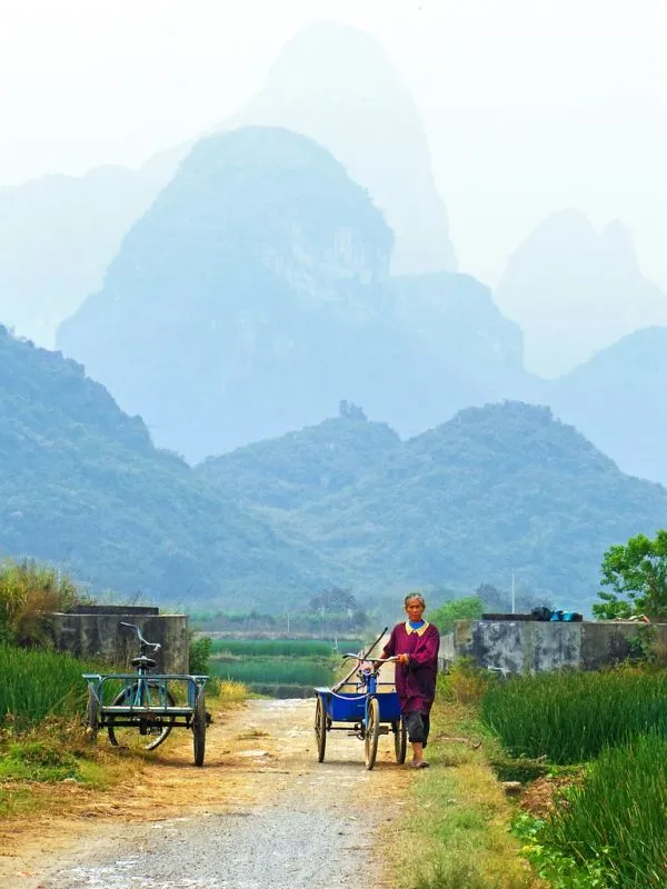 Bus to Yangshuo