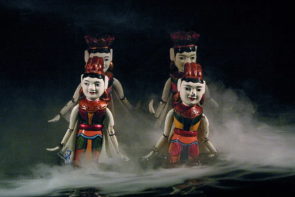 Water puppetry