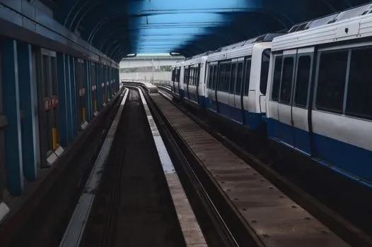LRT and MRT