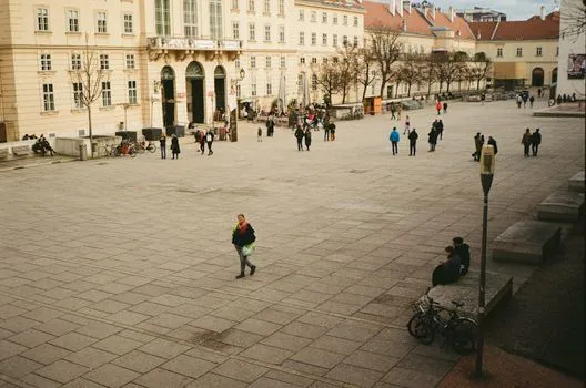 Citybike and walking