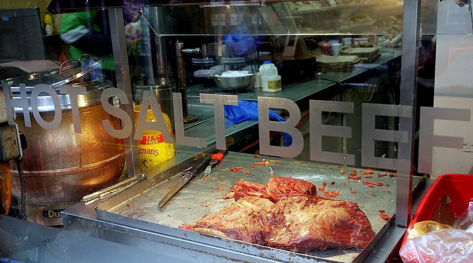 Salt beef beigel