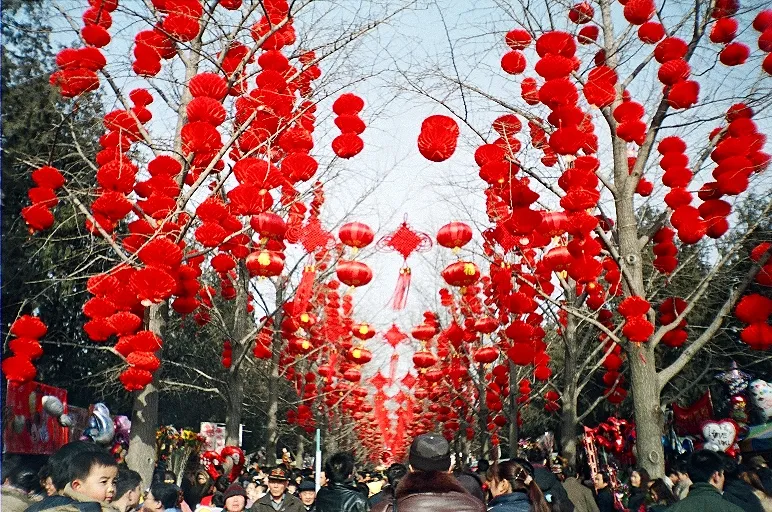 Spring Festival temple fairs