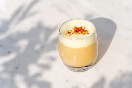 Qahwa with saffron