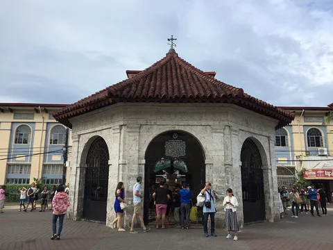 Magellan's Cross, Cebu City