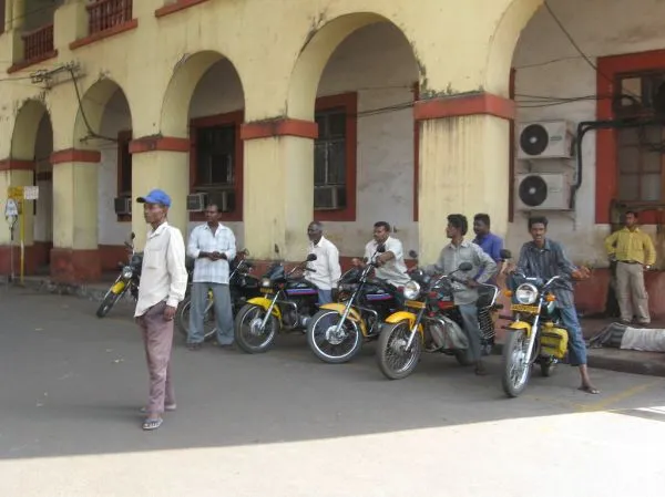 Pilot motorcycle taxis