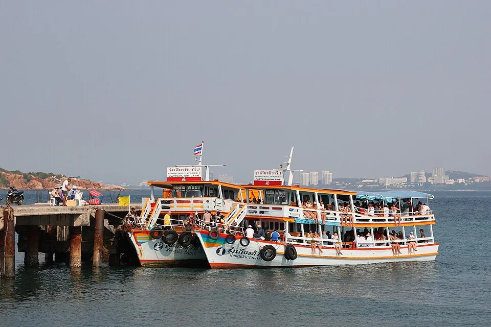 Ko Lan (Coral Island)