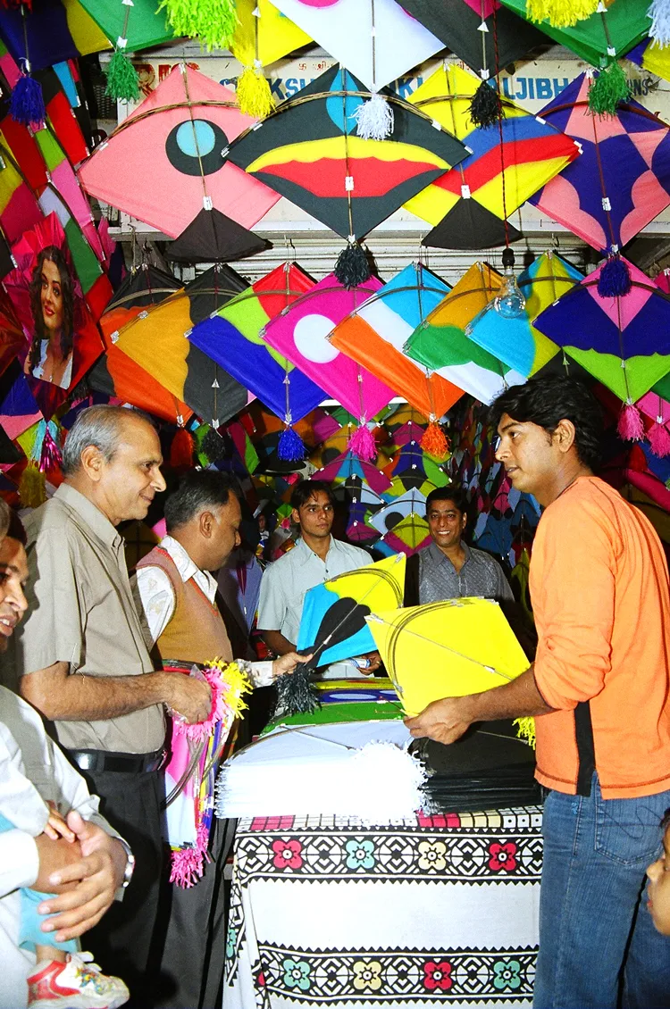Wau kite flying