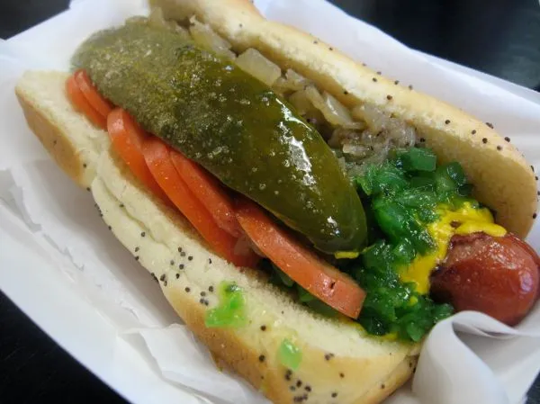 Chicago hot dog