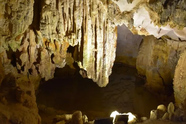Sung Sot Cave