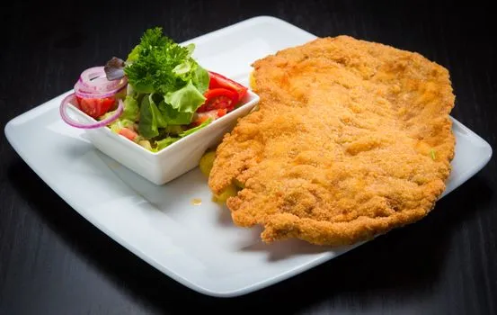 Schnitzel and Königsberger Klopse