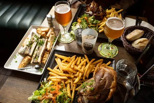 Lambic and gueuze
