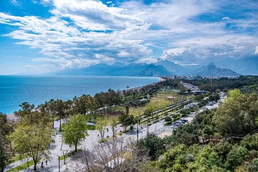 Konyaaltı and Lara beaches