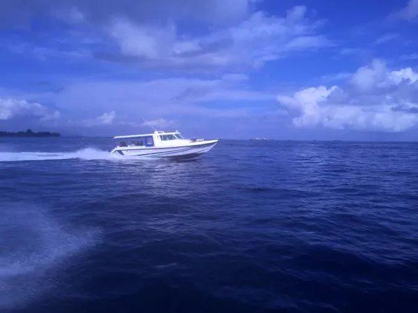 Speedboat transfers