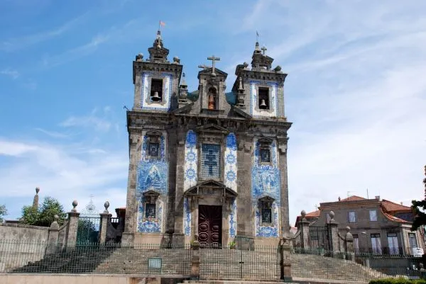Azulejo tilework