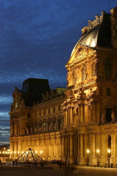 Louvre, Paris
