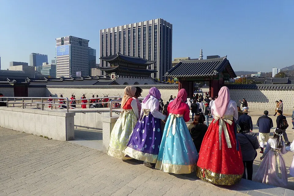 Hanbok wearing
