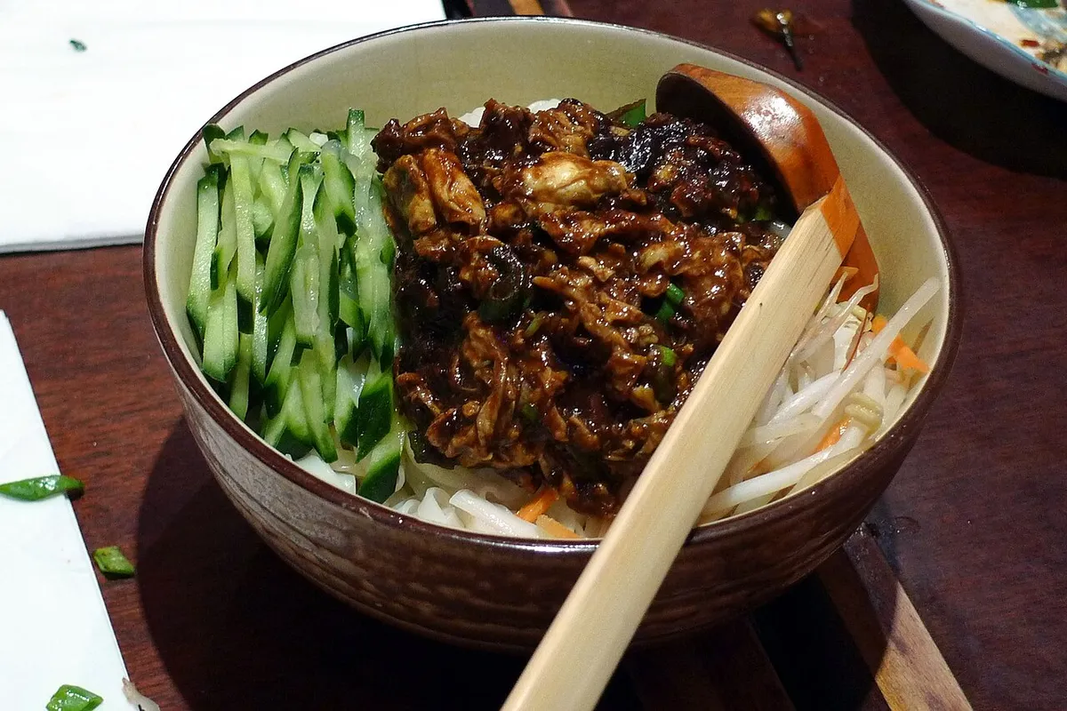 Zhajiangmian