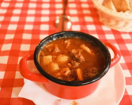 Goulash (gulyás)