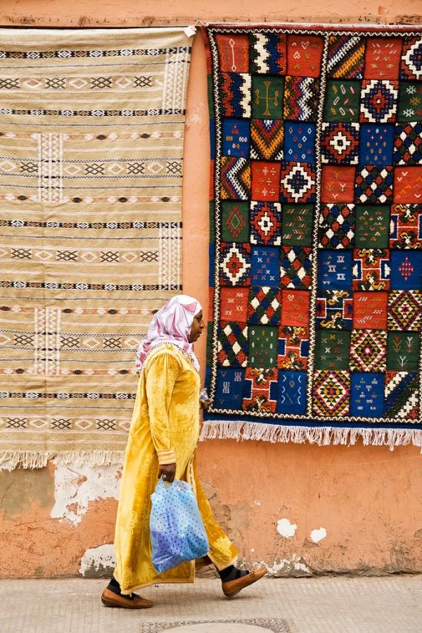 Walking to the mosque