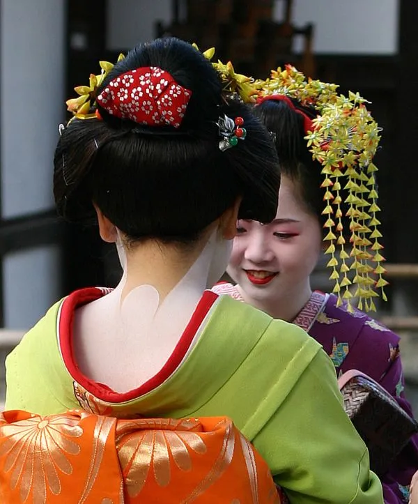 Kimono and machiya
